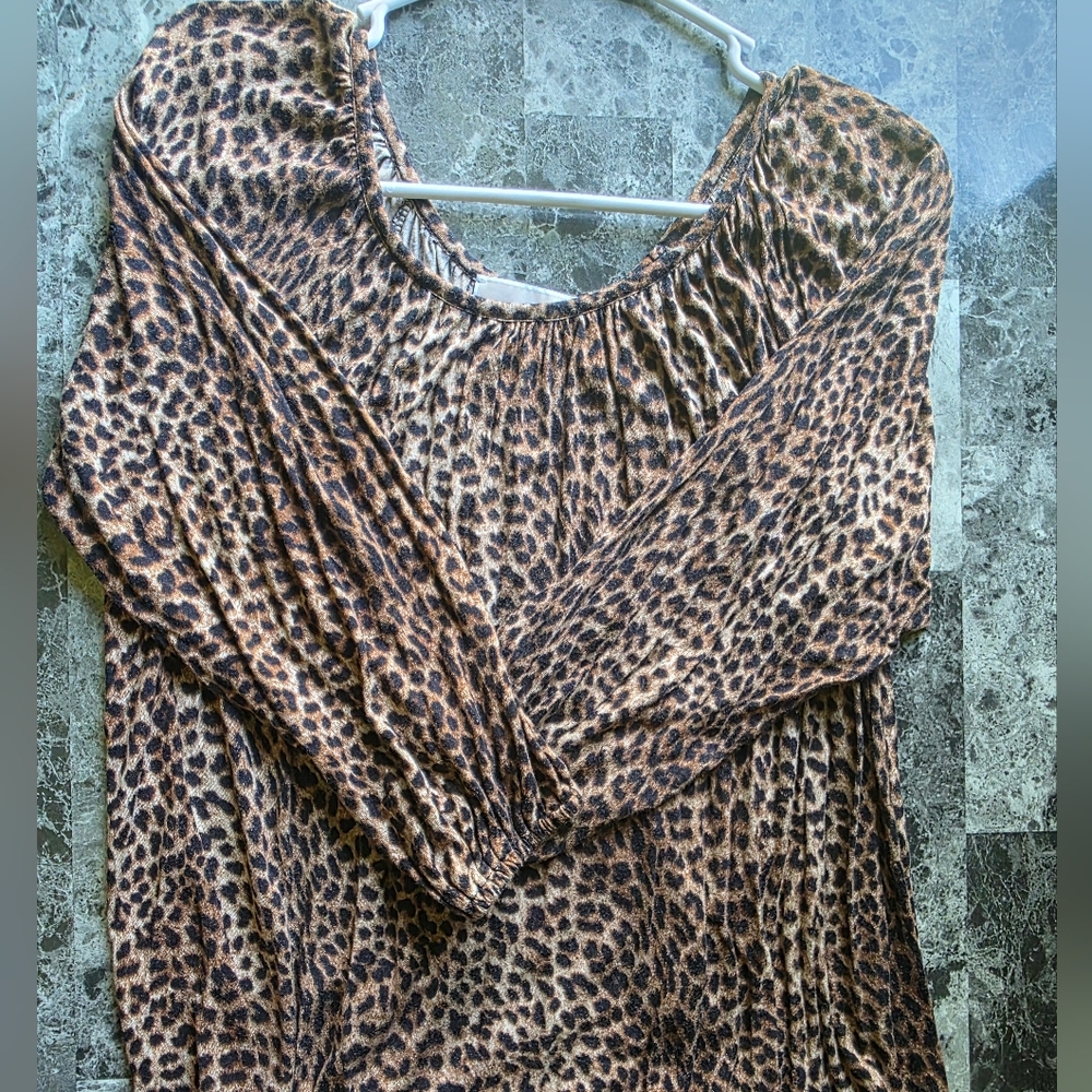 Michael Kors Elegant Ruched Blouse in Brown and Black